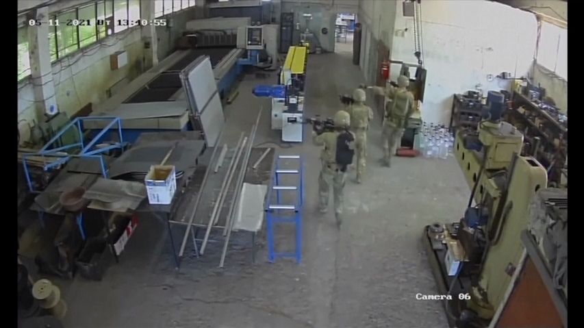 Video: Američtí vojáci při cvičení omylem obsadili soukromou továrnu